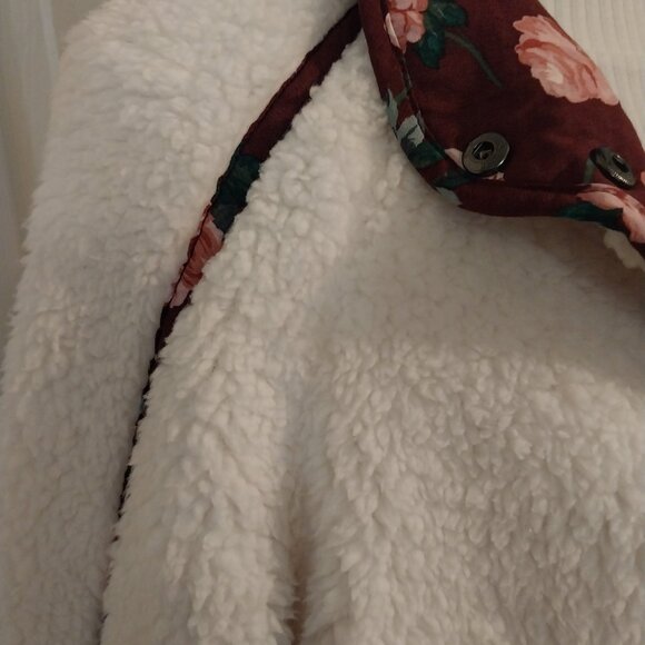 3558 XL Matilda Jane Sherpa Fleece Jacket in White And Pink. - Picture 4 of 11